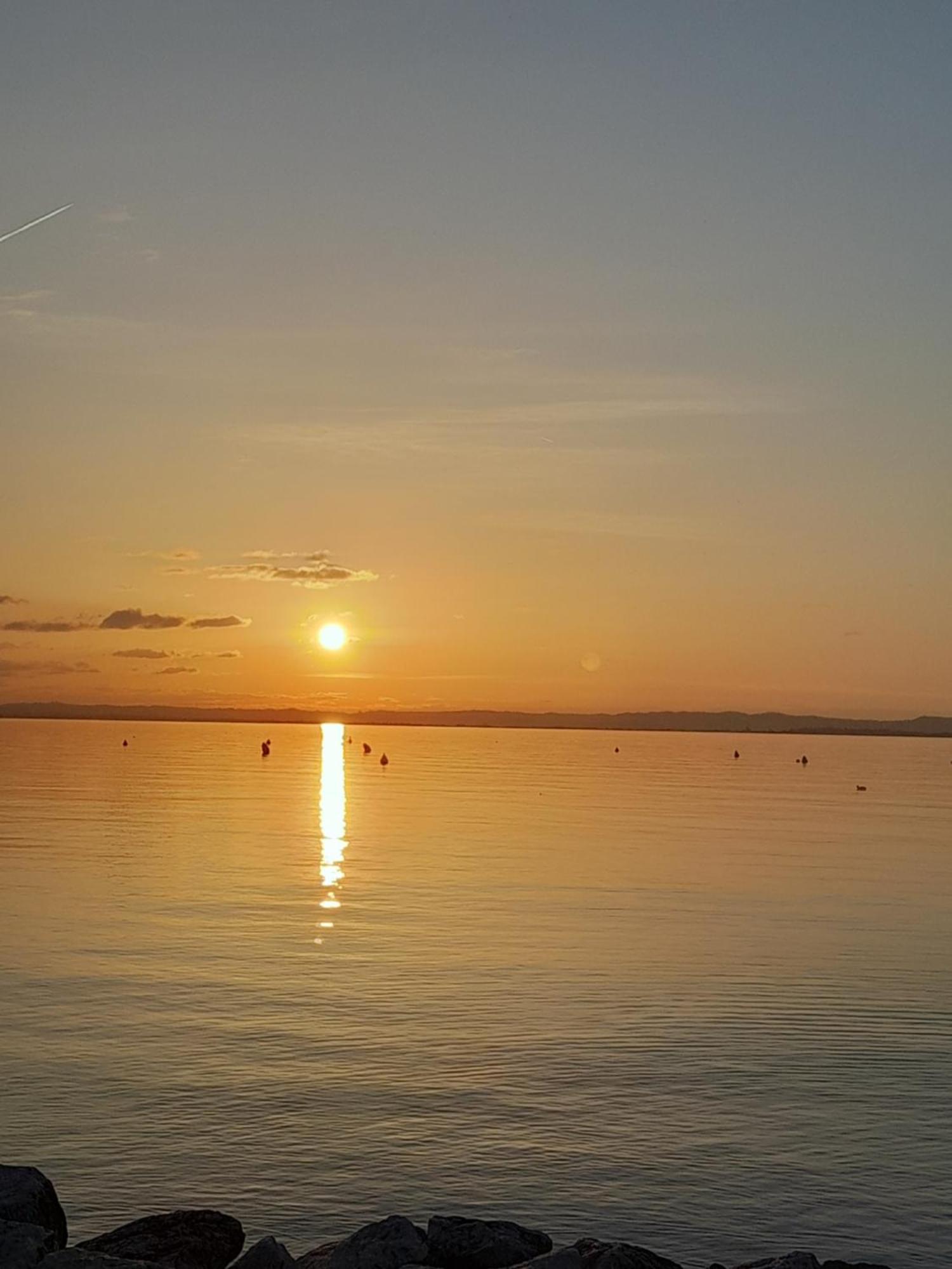 Mahatma Residence Lake View Lazise Cameră foto